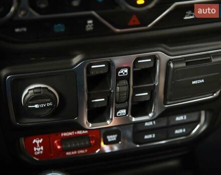 Зеленый Джип Вранглер, объемом двигателя 2 л и пробегом 26 тыс. км за 52500 $, фото 17 на Automoto.ua