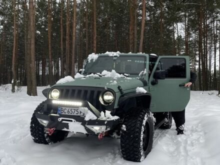 Джип Вранглер 2014 в Львове на Automoto.ua Зеленый Джип Вранглер, объемом двигателя 0.36 л и пробегом 61 тыс. км за 27000 $, фото 1 на Automoto.ua