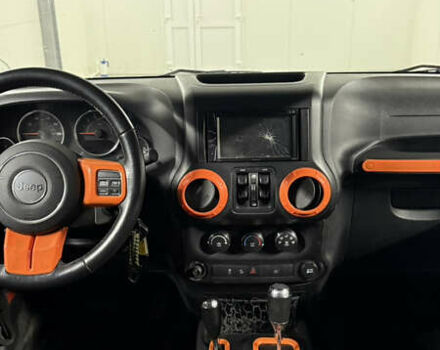 Оранжевый Джип Вранглер, объемом двигателя 3.6 л и пробегом 165 тыс. км за 26900 $, фото 18 на Automoto.ua