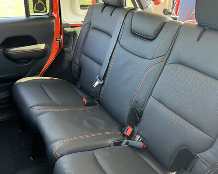 Помаранчевий Джип Wrangler, об'ємом двигуна 3.6 л та пробігом 96 тис. км за 58700 $, фото 41 на Automoto.ua
