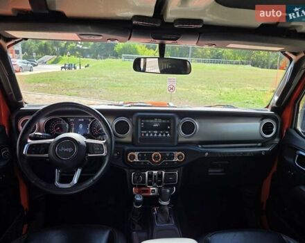 Джип Вранглер 2019 в Одессе на Automoto.ua Оранжевый Джип Вранглер, объемом двигателя 2 л и пробегом 69 тыс. км за 40000 $, фото 23 на Automoto.ua