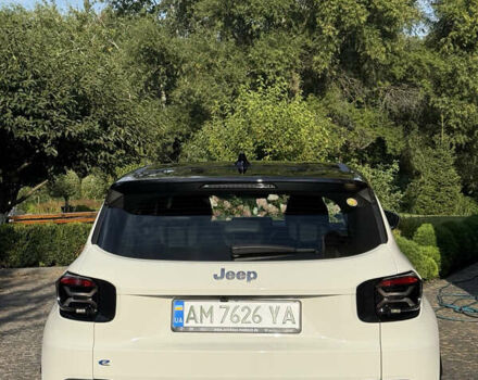 Белый Джип Avenger, объемом двигателя 0 л и пробегом 15 тыс. км за 22999 $, фото 3 на Automoto.ua