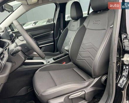 Черный Джип Avenger, объемом двигателя 0 л и пробегом 18 тыс. км за 20950 $, фото 17 на Automoto.ua