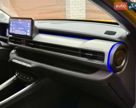 Жовтий Джип Avenger, об'ємом двигуна 1.2 л та пробігом 9 тис. км за 26300 $, фото 26 на Automoto.ua