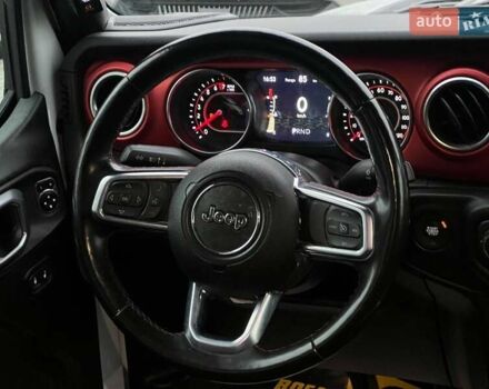 Белый Джип Gladiator, объемом двигателя 3.6 л и пробегом 63 тыс. км за 58000 $, фото 21 на Automoto.ua