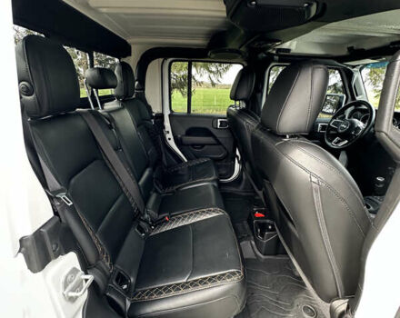 Белый Джип Gladiator, объемом двигателя 3.6 л и пробегом 59 тыс. км за 51300 $, фото 17 на Automoto.ua