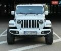 Білий Джип Gladiator, об'ємом двигуна 3.6 л та пробігом 63 тис. км за 34900 $, фото 2 на Automoto.ua