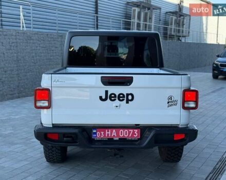 Белый Джип Gladiator, объемом двигателя 3.6 л и пробегом 6 тыс. км за 36500 $, фото 6 на Automoto.ua