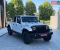 Белый Джип Gladiator, объемом двигателя 3.6 л и пробегом 6 тыс. км за 38500 $, фото 1 на Automoto.ua