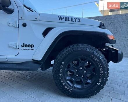 Белый Джип Gladiator, объемом двигателя 3.6 л и пробегом 6 тыс. км за 36500 $, фото 5 на Automoto.ua