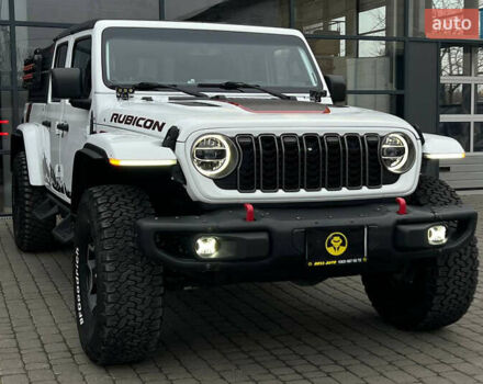Белый Джип Gladiator, объемом двигателя 3.6 л и пробегом 63 тыс. км за 58000 $, фото 1 на Automoto.ua
