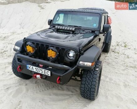 Чорний Джип Gladiator, об'ємом двигуна 3.6 л та пробігом 50 тис. км за 64444 $, фото 6 на Automoto.ua