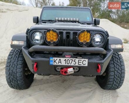 Чорний Джип Gladiator, об'ємом двигуна 3.6 л та пробігом 50 тис. км за 64444 $, фото 4 на Automoto.ua