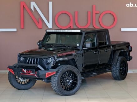 Джип Gladiator 2022 у Одесі на Automoto.ua Чорний Джип Gladiator, об'ємом двигуна 3.6 л та пробігом 29 тис. км за 54900 $, фото 1 на Automoto.ua