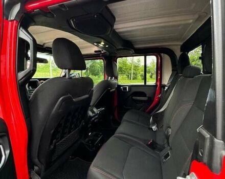 Красный Джип Gladiator, объемом двигателя 3.6 л и пробегом 67 тыс. км за 59777 $, фото 17 на Automoto.ua