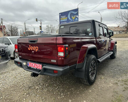 Червоний Джип Gladiator, об'ємом двигуна 3.6 л та пробігом 111 тис. км за 47900 $, фото 4 на Automoto.ua