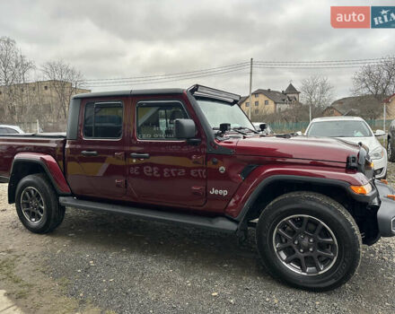 Червоний Джип Gladiator, об'ємом двигуна 3.6 л та пробігом 111 тис. км за 47900 $, фото 3 на Automoto.ua