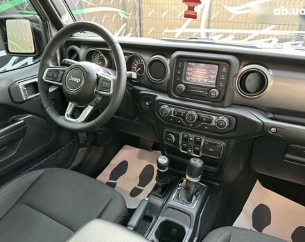 Джип Gladiator, объемом двигателя 3.6 л и пробегом 92 тыс. км за 37000 $, фото 29 на Automoto.ua