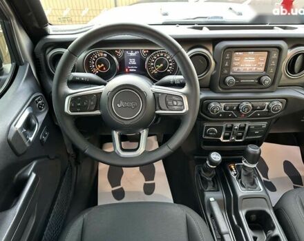 Джип Gladiator, объемом двигателя 3.6 л и пробегом 92 тыс. км за 37000 $, фото 23 на Automoto.ua
