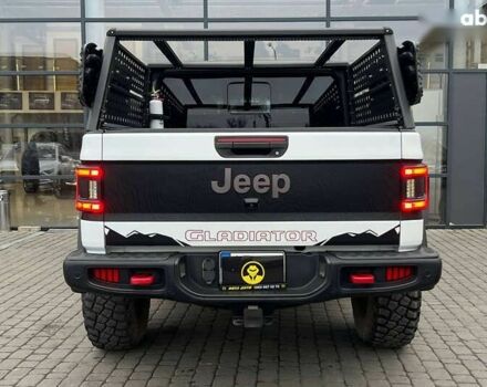 Джип Gladiator, объемом двигателя 3.6 л и пробегом 63 тыс. км за 58000 $, фото 4 на Automoto.ua