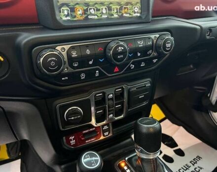 Джип Gladiator, объемом двигателя 3.6 л и пробегом 63 тыс. км за 58000 $, фото 16 на Automoto.ua