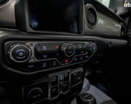 Джип Gladiator, объемом двигателя 3 л и пробегом 66 тыс. км за 53000 $, фото 12 на Automoto.ua