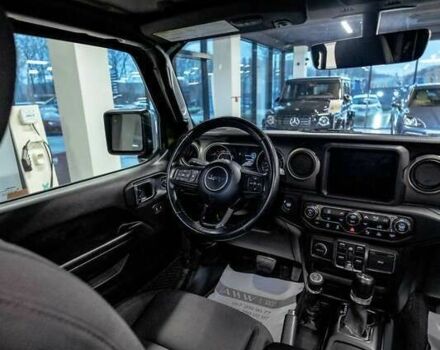 Джип Gladiator, объемом двигателя 3 л и пробегом 66 тыс. км за 53000 $, фото 6 на Automoto.ua