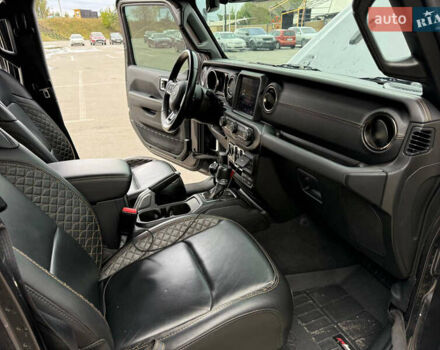Джип Gladiator, об'ємом двигуна 3.6 л та пробігом 80 тис. км за 59000 $, фото 11 на Automoto.ua