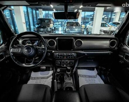 Джип Gladiator, объемом двигателя 3 л и пробегом 66 тыс. км за 53000 $, фото 2 на Automoto.ua