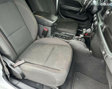 Джип Gladiator, об'ємом двигуна 3.6 л та пробігом 73 тис. км за 41500 $, фото 24 на Automoto.ua