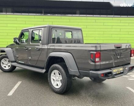 Джип Gladiator, объемом двигателя 3.6 л и пробегом 1 тыс. км за 57900 $, фото 9 на Automoto.ua