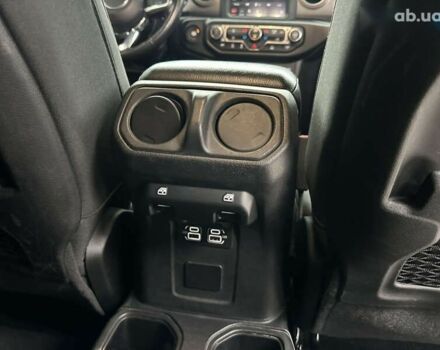 Джип Gladiator, об'ємом двигуна 3.6 л та пробігом 73 тис. км за 41500 $, фото 29 на Automoto.ua