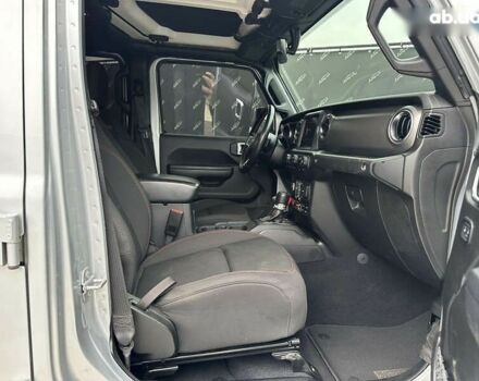 Джип Gladiator, об'ємом двигуна 3.6 л та пробігом 73 тис. км за 41500 $, фото 21 на Automoto.ua