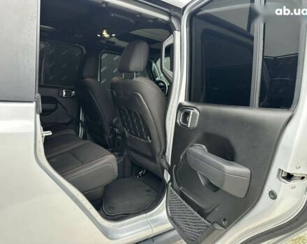 Джип Gladiator, об'ємом двигуна 3.6 л та пробігом 73 тис. км за 41500 $, фото 26 на Automoto.ua