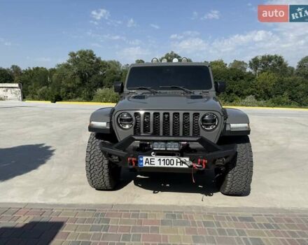 Серый Джип Gladiator, объемом двигателя 3.6 л и пробегом 45 тыс. км за 57900 $, фото 2 на Automoto.ua