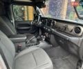 Джип Gladiator 2019 в Киеве на Automoto.ua Серый Джип Gladiator, объемом двигателя 3.6 л и пробегом 99 тыс. км за 51500 $, фото 5 на Automoto.ua