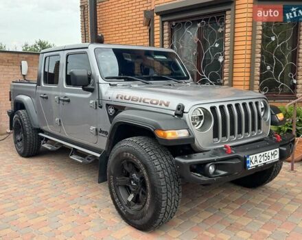 Джип Gladiator 2019 в Киеве на Automoto.ua Серый Джип Gladiator, объемом двигателя 3.6 л и пробегом 99 тыс. км за 51500 $, фото 2 на Automoto.ua