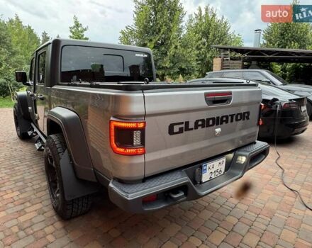 Джип Gladiator 2019 в Киеве на Automoto.ua Серый Джип Gladiator, объемом двигателя 3.6 л и пробегом 99 тыс. км за 51500 $, фото 8 на Automoto.ua