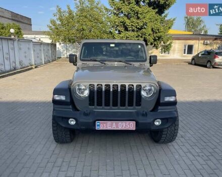 Серый Джип Gladiator, объемом двигателя 3.6 л и пробегом 98 тыс. км за 37000 $, фото 6 на Automoto.ua