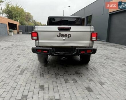 Серый Джип Gladiator, объемом двигателя 3.6 л и пробегом 73 тыс. км за 41500 $, фото 4 на Automoto.ua