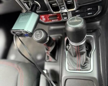 Серый Джип Gladiator, объемом двигателя 3.6 л и пробегом 73 тыс. км за 41500 $, фото 16 на Automoto.ua