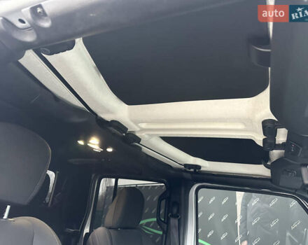 Сірий Джип Gladiator, об'ємом двигуна 3.6 л та пробігом 73 тис. км за 41500 $, фото 23 на Automoto.ua