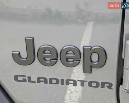 Серый Джип Gladiator, объемом двигателя 3.6 л и пробегом 1 тыс. км за 57900 $, фото 26 на Automoto.ua