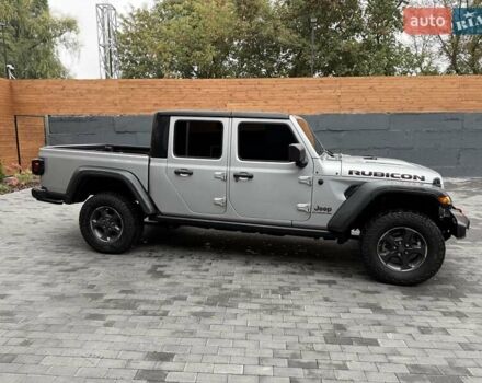 Серый Джип Gladiator, объемом двигателя 3.6 л и пробегом 73 тыс. км за 41500 $, фото 3 на Automoto.ua