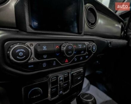 Зеленый Джип Gladiator, объемом двигателя 3 л и пробегом 66 тыс. км за 53000 $, фото 12 на Automoto.ua