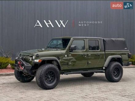 Зеленый Джип Gladiator, объемом двигателя 3 л и пробегом 66 тыс. км за 53000 $, фото 1 на Automoto.ua