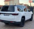 Білий Джип Wagoneer, об'ємом двигуна 5.65 л та пробігом 46 тис. км за 71900 $, фото 18 на Automoto.ua