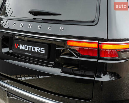 Джип Wagoneer 2021 в Киеве на Automoto.ua Черный Джип Wagoneer, объемом двигателя 5.65 л и пробегом 27 тыс. км за 64500 $, фото 14 на Automoto.ua