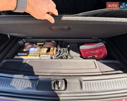 Джип Wagoneer 2022 у Львові на Automoto.ua Червоний Джип Wagoneer, об'ємом двигуна 5.65 л та пробігом 150 тис. км за 54999 $, фото 14 на Automoto.ua