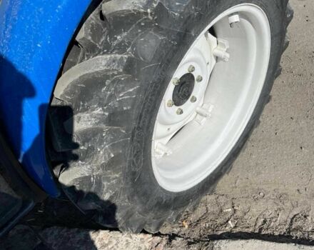 Джинма Другая, объемом двигателя 2.55 л и пробегом 1 тыс. км за 6611 $, фото 4 на Automoto.ua